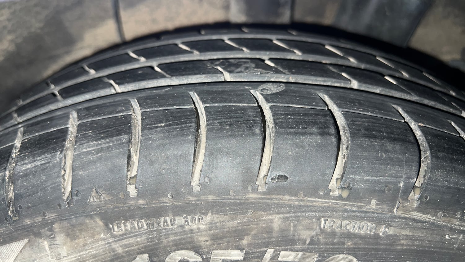 Used 2017 Hyundai Xcent SX Petrol Manual tyres LEFT REAR TYRE TREAD VIEW