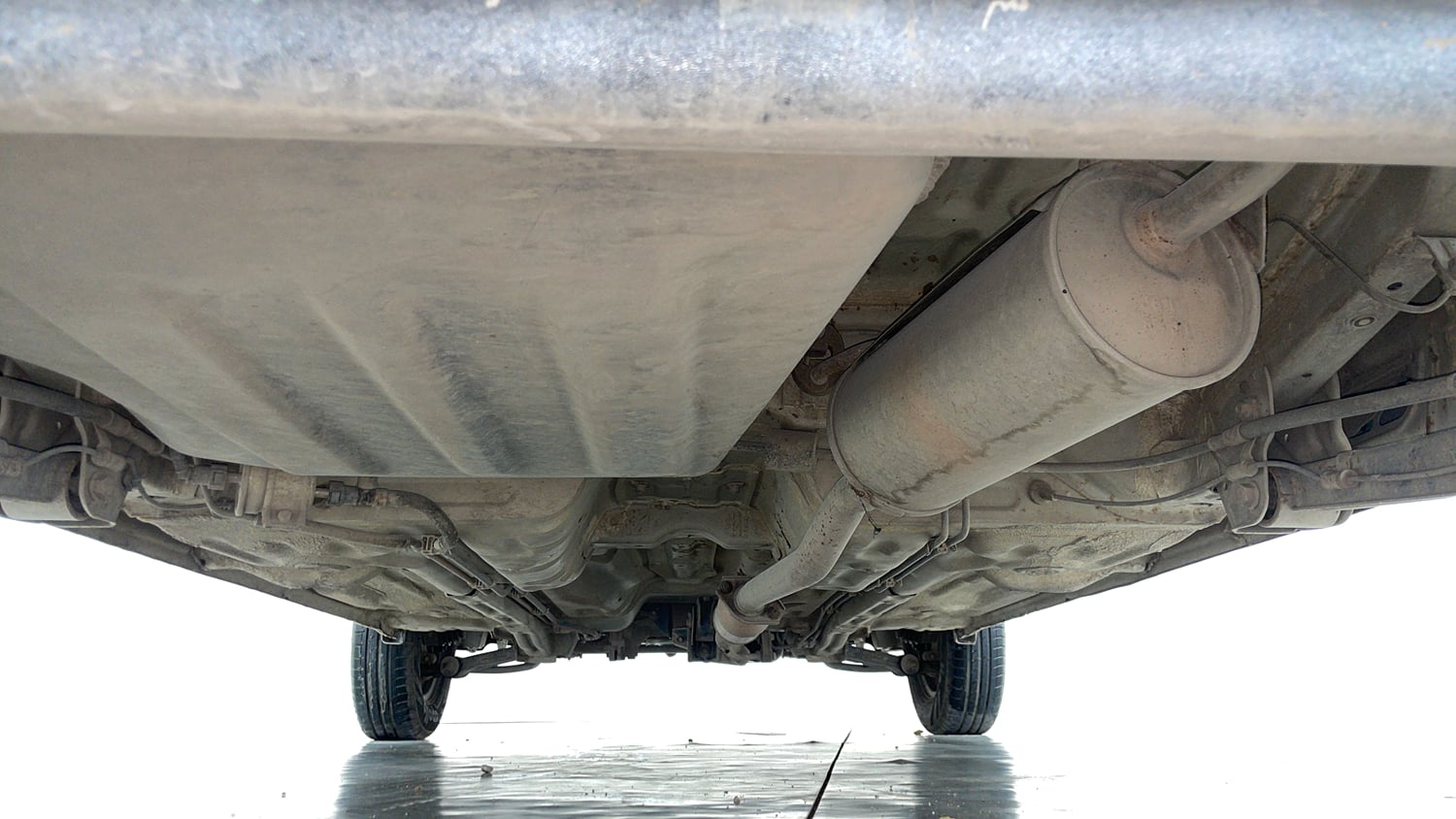 Used 2019 Maruti Suzuki Alto 800 LXi Petrol Manual extra REAR UNDERBODY VIEW (TAKEN FROM REAR)