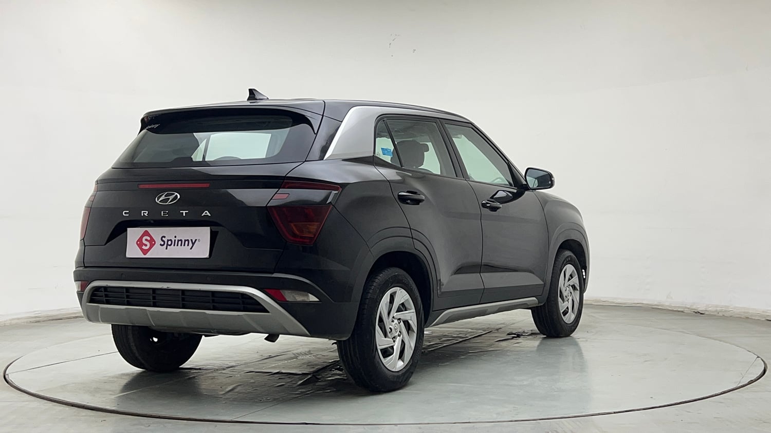 Used 2022 Hyundai Creta EX 1.5 Petrol Petrol Manual exterior RIGHT REAR CORNER VIEW