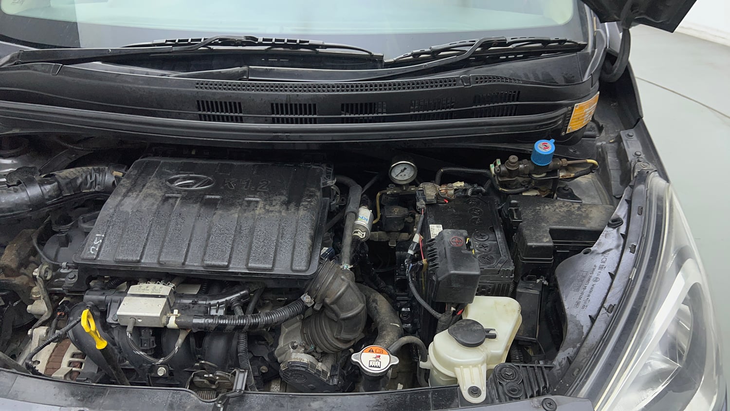 Used 2018 Hyundai Xcent E+ CNG (Outside Fitted) Cng Manual engine ENGINE LEFT SIDE VIEW