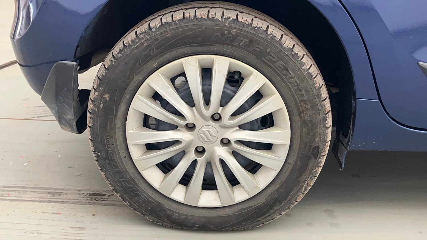 Used 2019 Maruti Suzuki Baleno Delta Petrol Manual tyres RIGHT REAR TYRE RIM VIEW