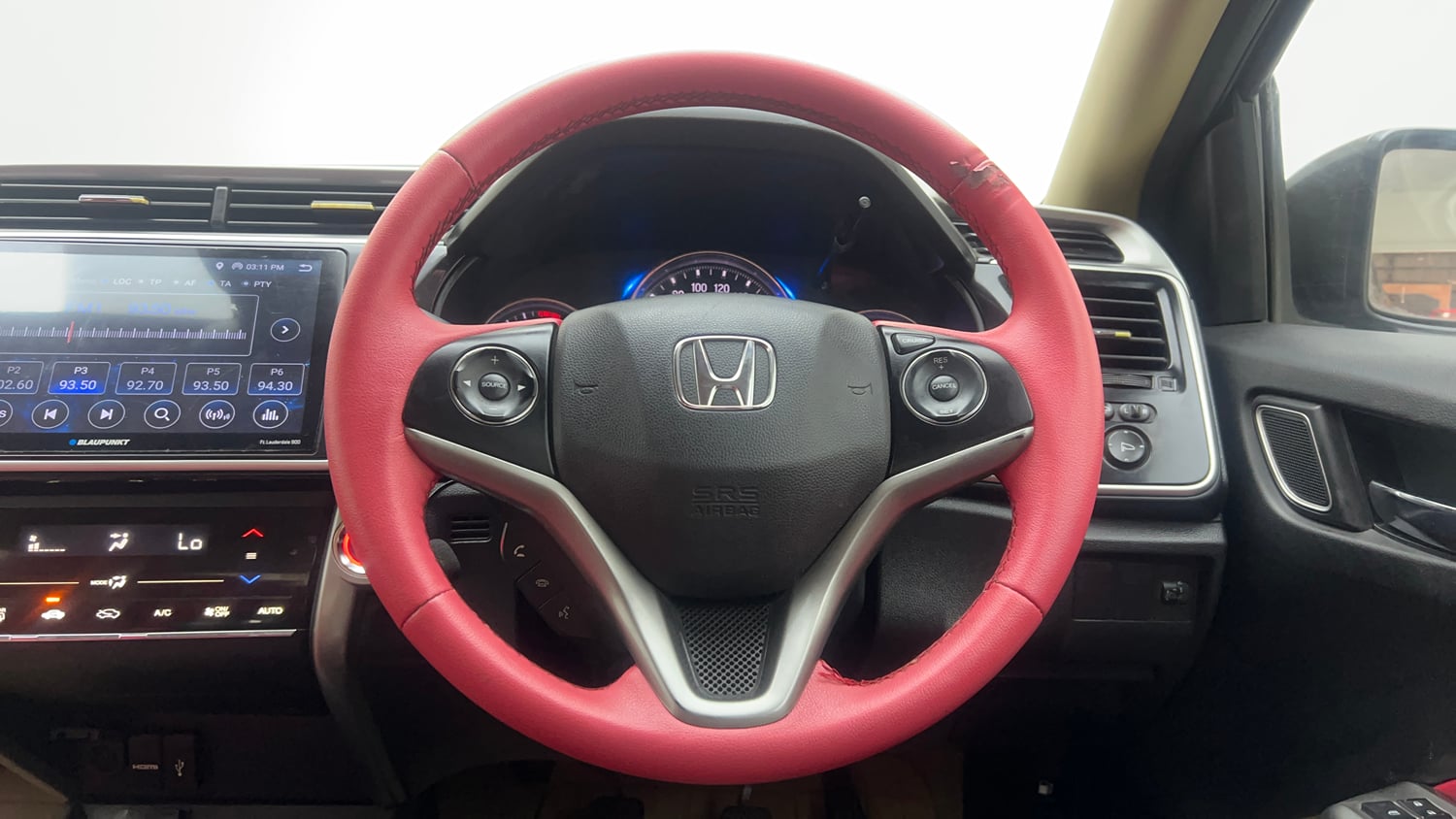 Used 2019 Honda City ZX Petrol Petrol Manual interior STEERING VIEW