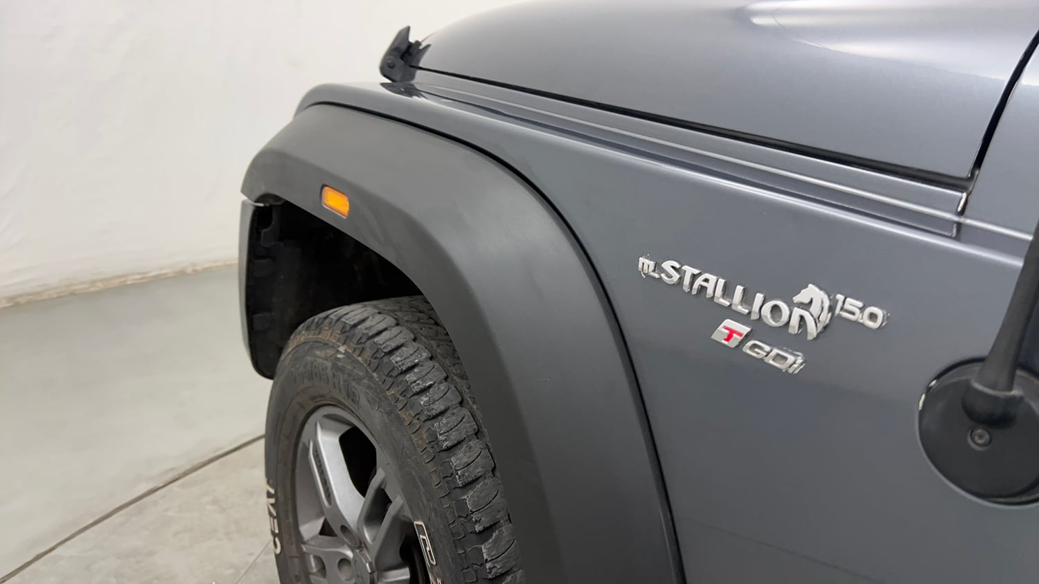 Used 2022 mahindra Thar LX Hard Top Petrol MT 4WD Petrol Manual dents MINOR SCRATCH