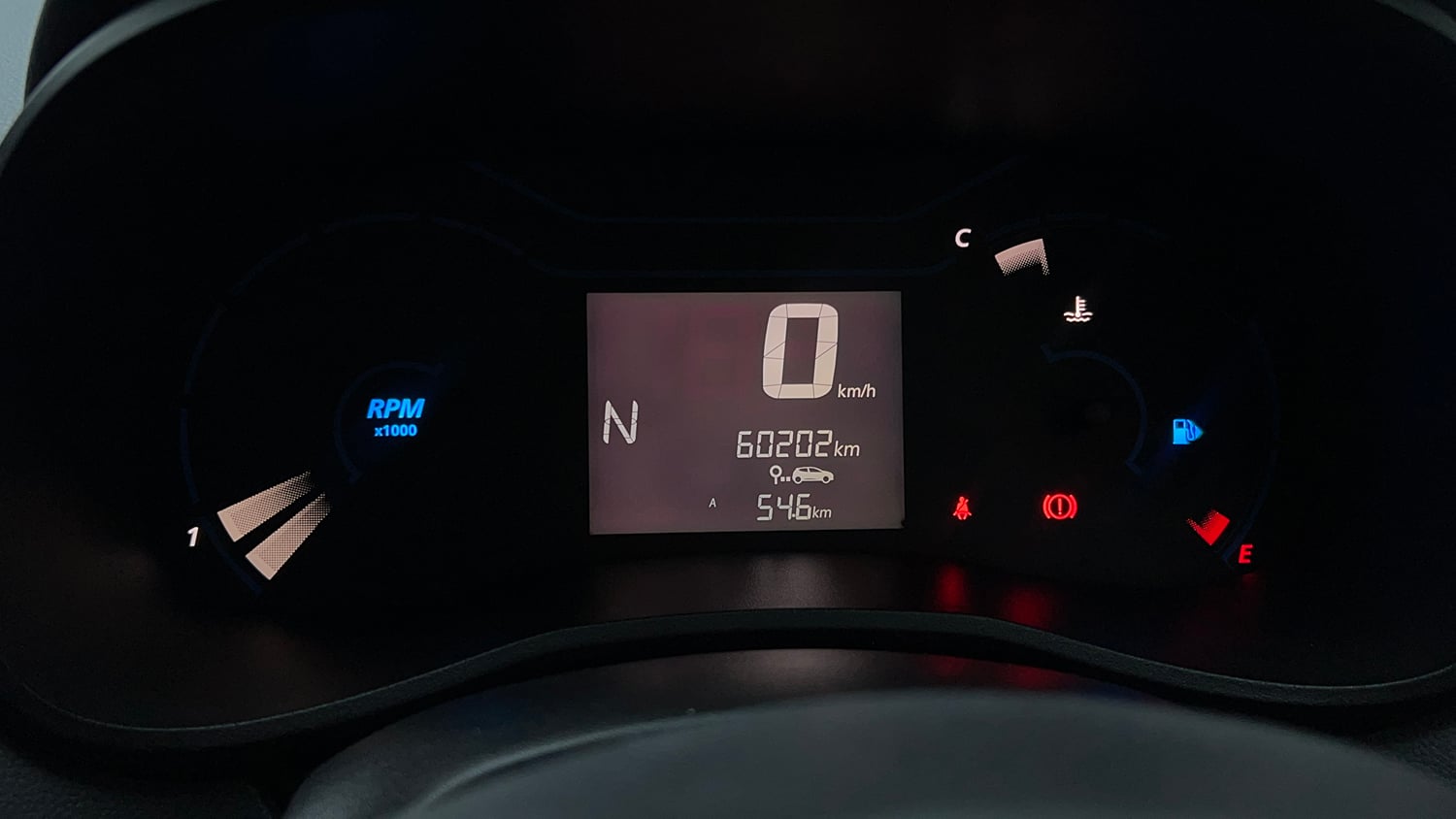 Used 2021 Renault Kwid RXT 1.0 AMT Opt Petrol Automatic interior CLUSTERMETER VIEW