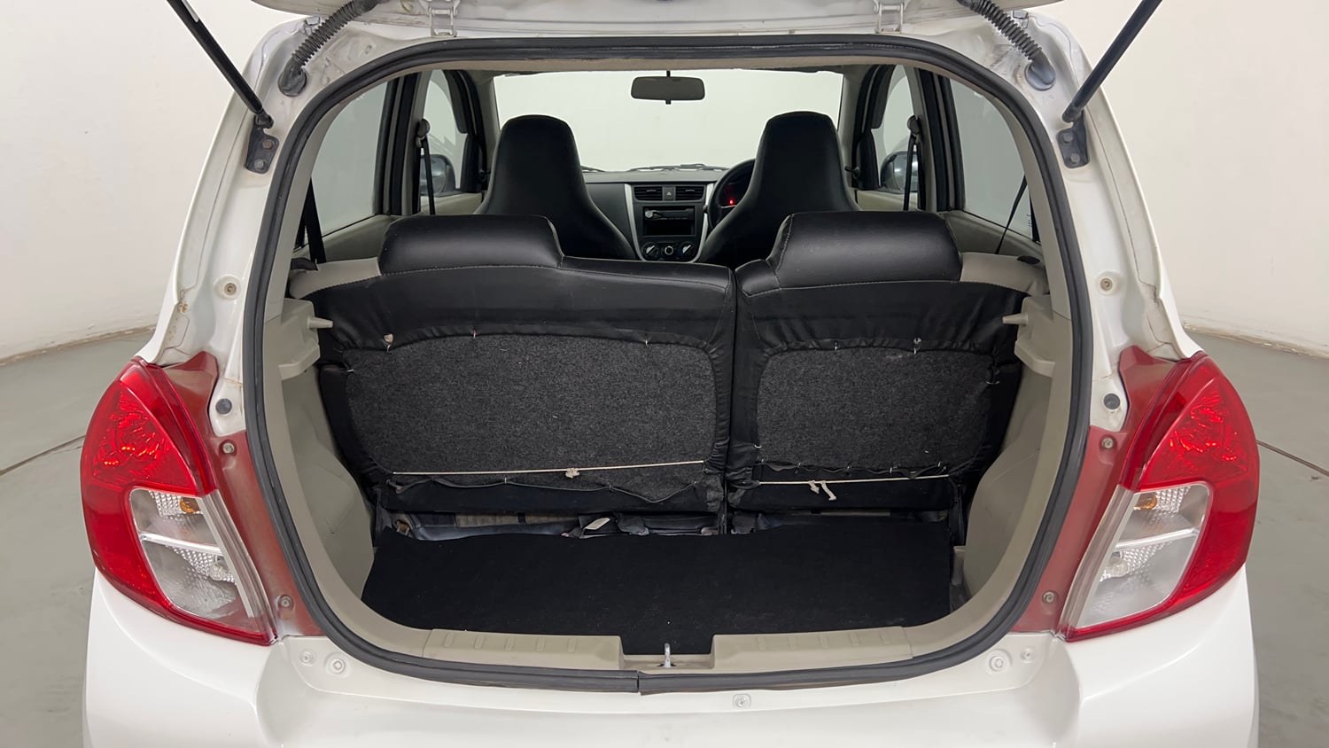 Used 2015 Maruti Suzuki Celerio VXi Petrol Manual interior DICKY INSIDE VIEW