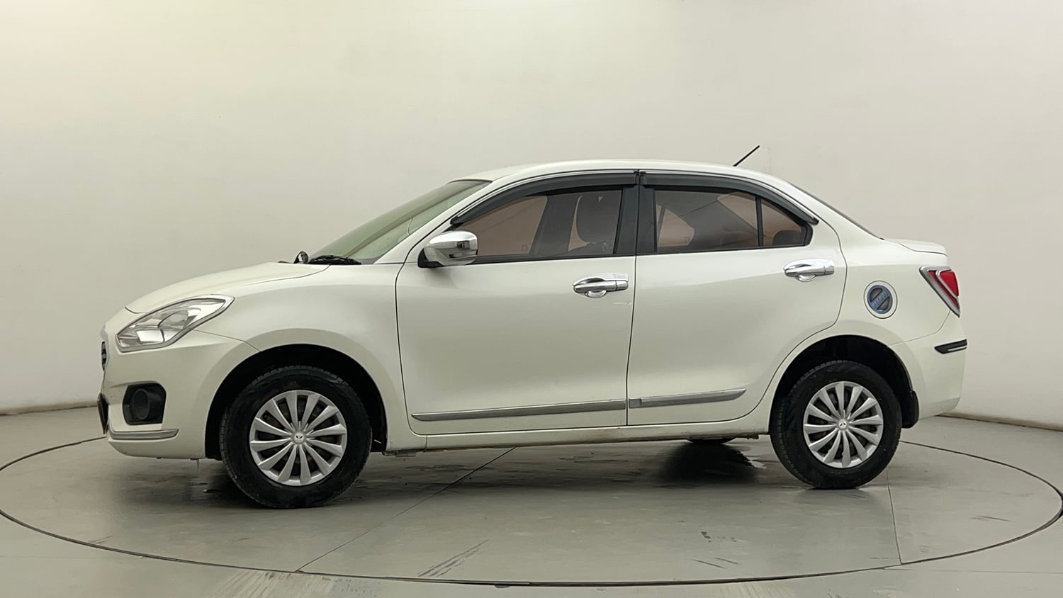 Used 2019 Maruti Suzuki Dzire VXi Petrol Manual exterior LEFT SIDE VIEW