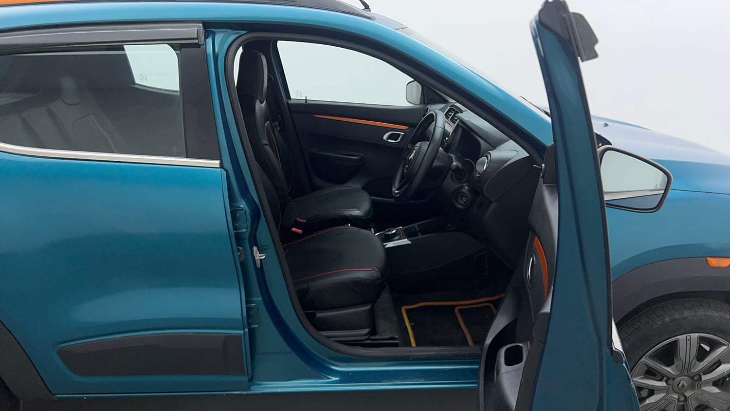 Used 2021 Renault Kwid CLIMBER 1.0 AMT Opt Petrol Automatic interior RIGHT SIDE FRONT DOOR CABIN VIEW