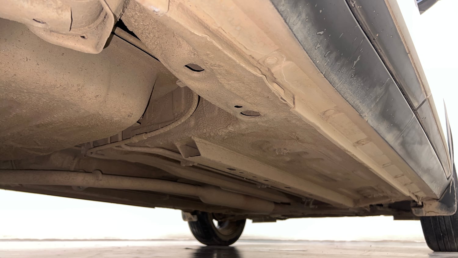 Used 2022 Nissan Magnite XV Premium Turbo Petrol Manual extra REAR RIGHT UNDERBODY VIEW