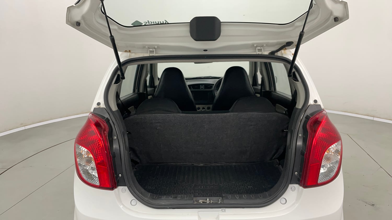 Used 2019 Maruti Suzuki Alto 800 LXi Petrol Manual interior DICKY INSIDE VIEW