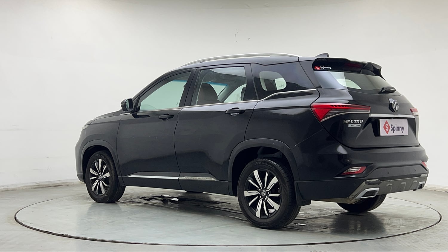 Used 2020 MG Motors Hector Plus Sharp 1.5 DCT Petrol Petrol Automatic exterior LEFT REAR CORNER VIEW