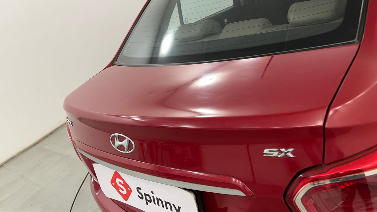 Used 2016 Hyundai Xcent SX 1.2 Petrol Manual dents MINOR SCRATCH
