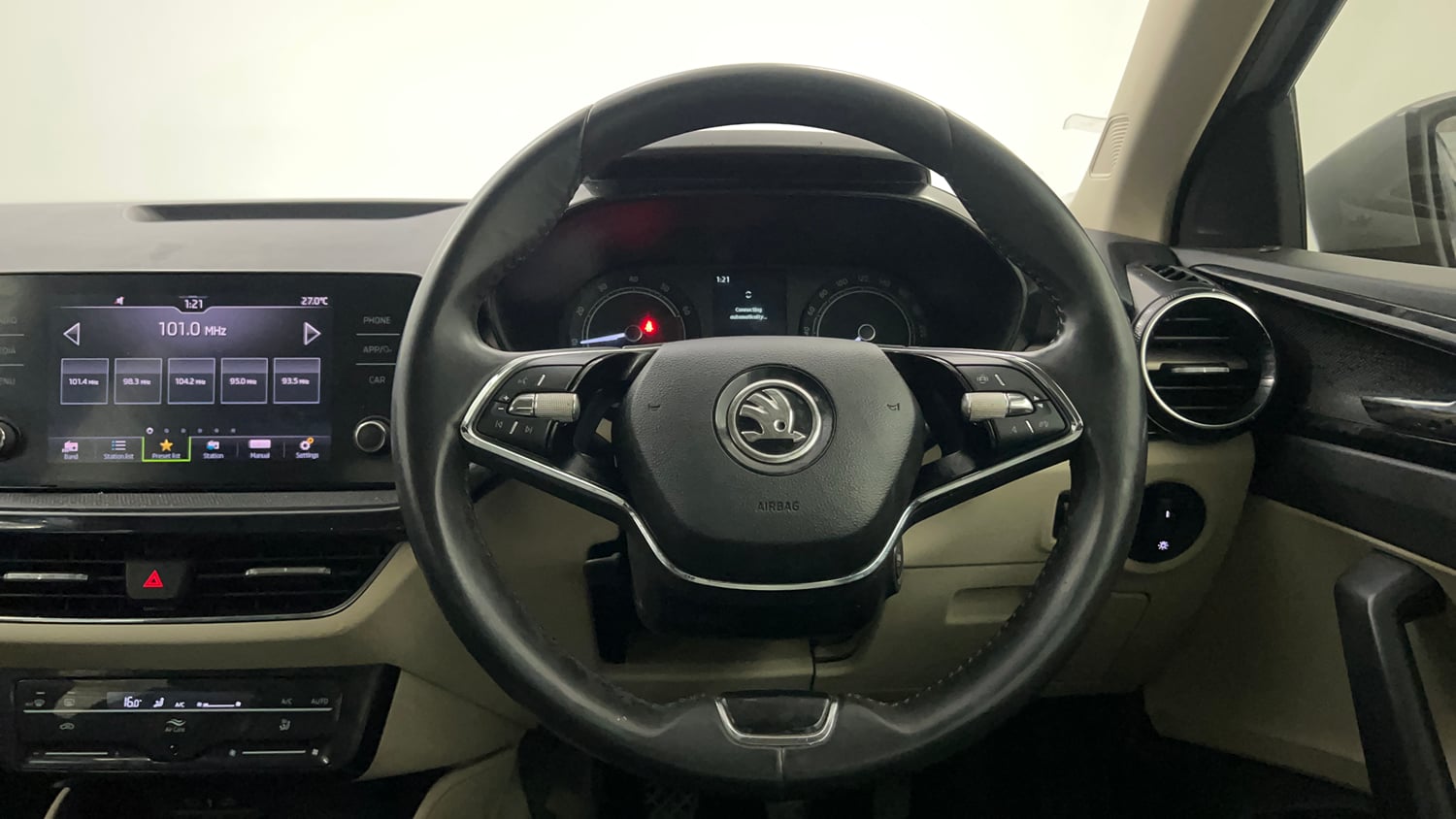 Used 2023 Skoda Slavia Ambition 1.5L TSI MT Petrol Manual interior STEERING VIEW
