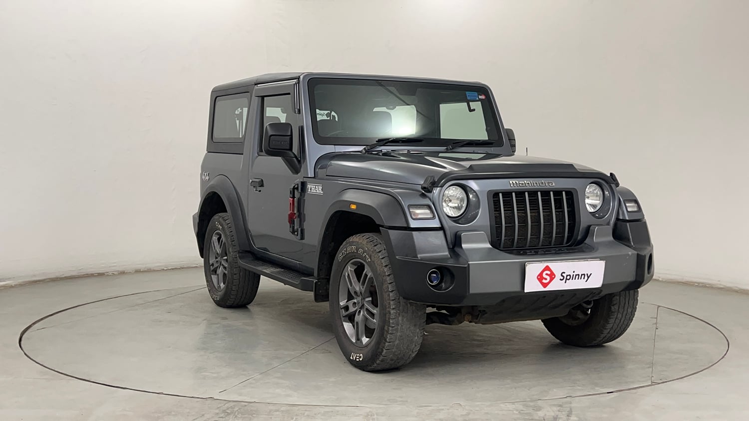 Used 2022 mahindra Thar LX Hard Top Petrol MT 4WD Petrol Manual exterior RIGHT FRONT CORNER VIEW
