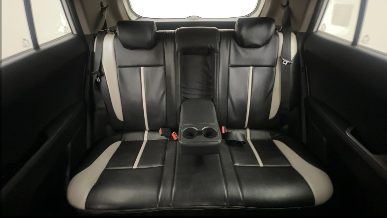 Used 2018 Hyundai Creta S 1.4 CRDi Diesel Manual interior REAR SEAT CONDITION VIEW