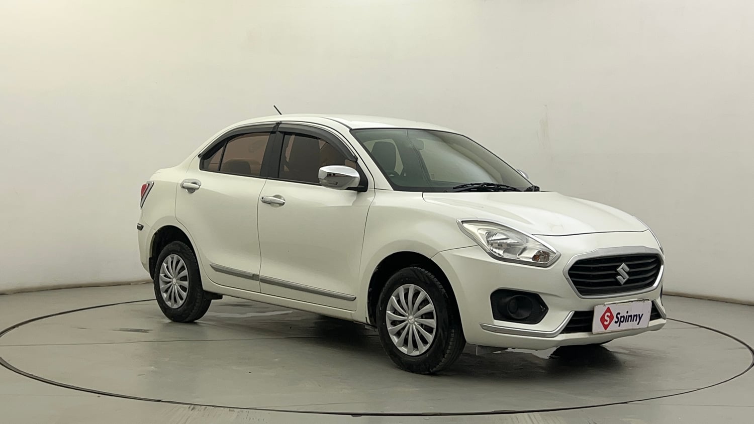 Used 2019 Maruti Suzuki Dzire VXi Petrol Manual exterior RIGHT FRONT CORNER VIEW