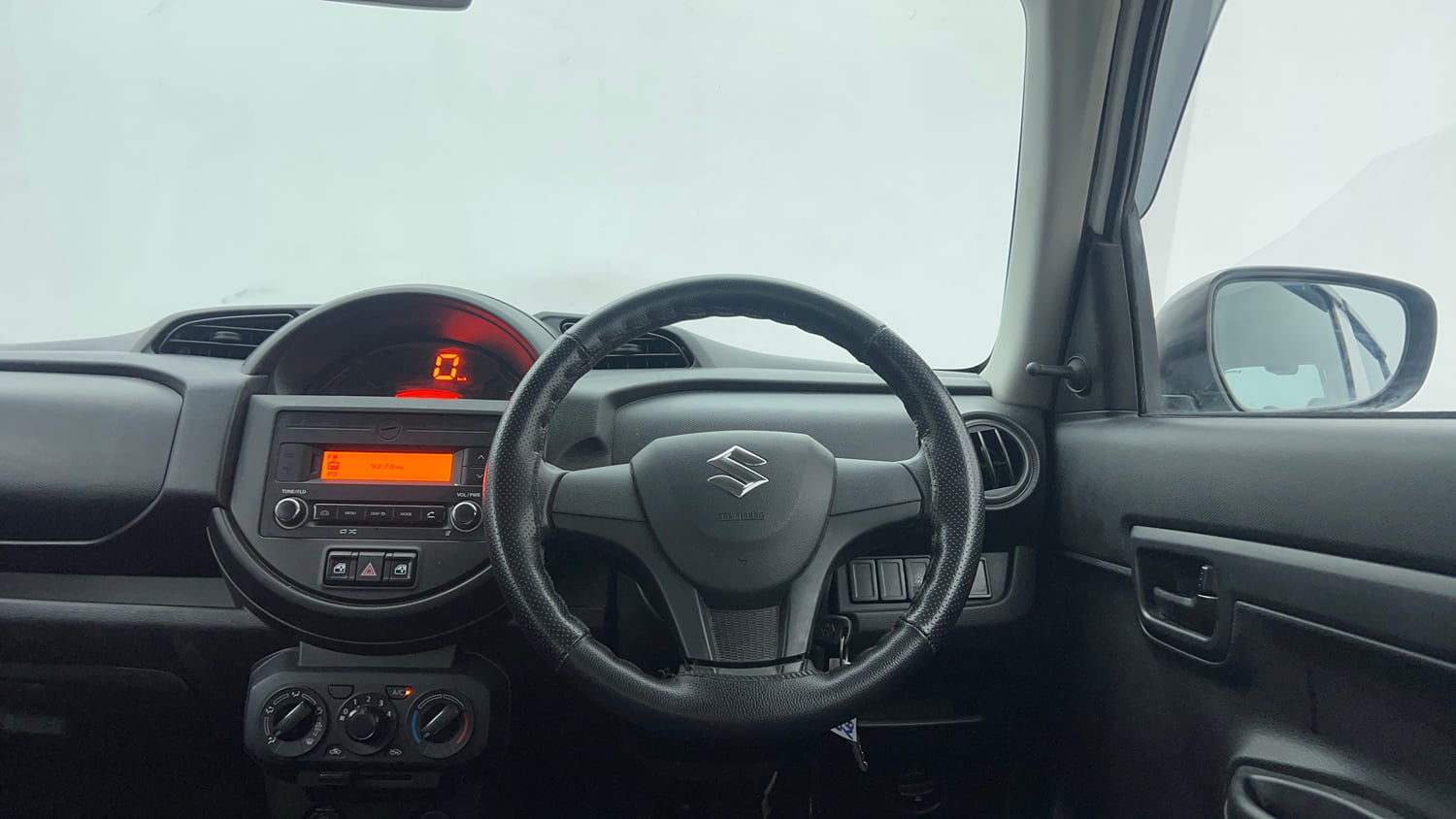 Used 2023 Maruti Suzuki S-Presso VXi Petrol Manual interior STEERING VIEW