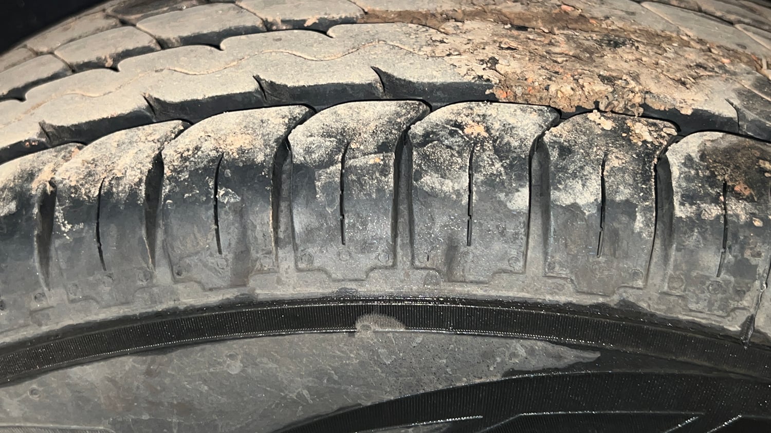 Used 2019 Maruti Suzuki Baleno Delta Petrol Manual tyres LEFT REAR TYRE TREAD VIEW