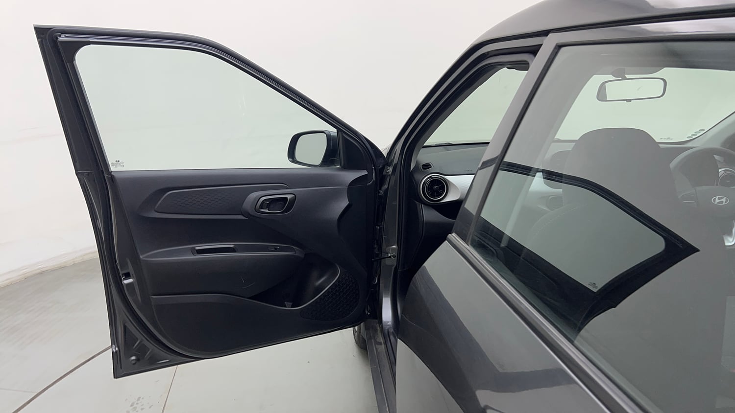 Used 2025 Hyundai Exter S Plus 1.2 AMT Petrol Automatic interior LEFT FRONT DOOR OPEN VIEW