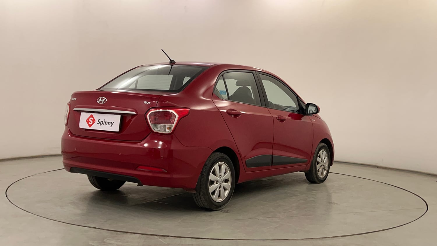 Used 2016 Hyundai Xcent SX 1.2 Petrol Manual exterior RIGHT REAR CORNER VIEW