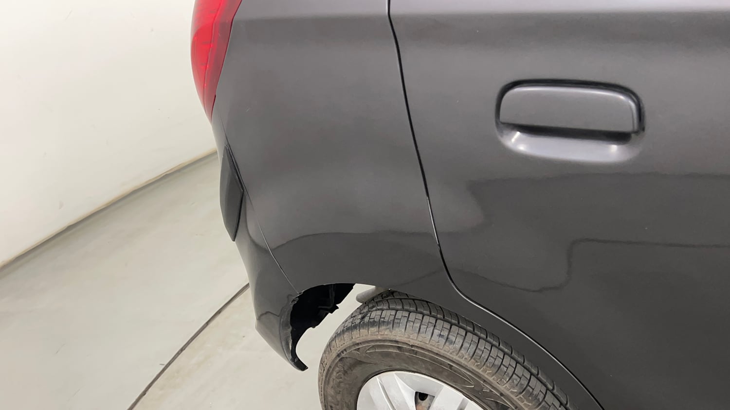 Used 2015 Maruti Suzuki Alto 800 Lxi Petrol Manual dents MINOR SCRATCH
