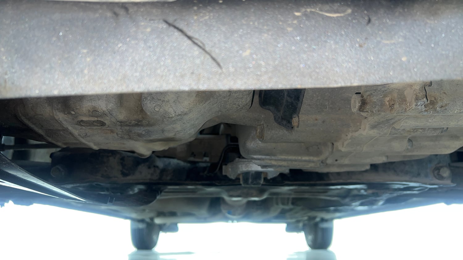 Used 2015 Honda Amaze 1.2 VX AT i-VTEC Petrol Automatic extra FRONT LEFT UNDERBODY VIEW