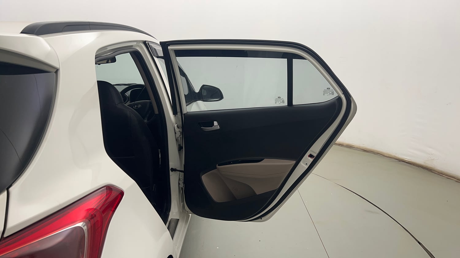 Used 2014 Hyundai Grand i10 Asta 1.2 Kappa VTVT (O) Petrol Manual interior RIGHT REAR DOOR OPEN VIEW
