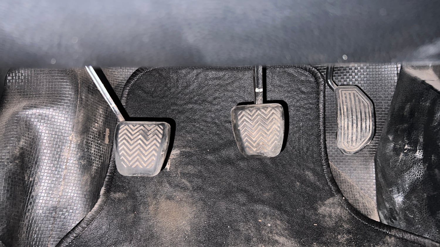 Used 2015 Toyota Corolla Altis G Petrol Petrol Manual interior PEDALS VIEW