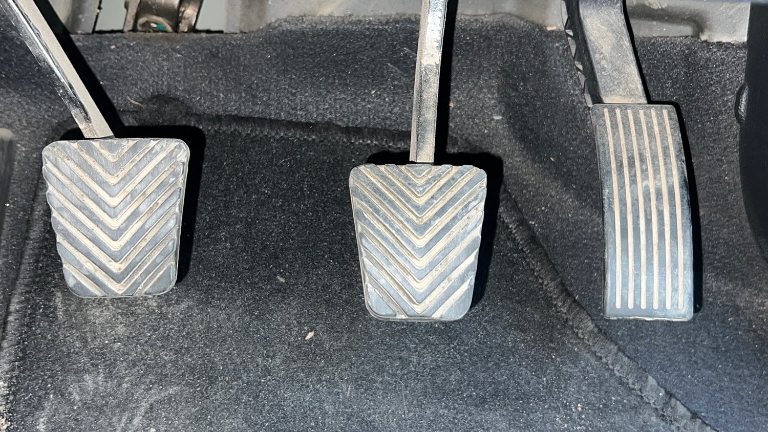 Used 2019 Hyundai Elite i20 Magna Executive 1.2 Petrol Manual interior PEDALS VIEW