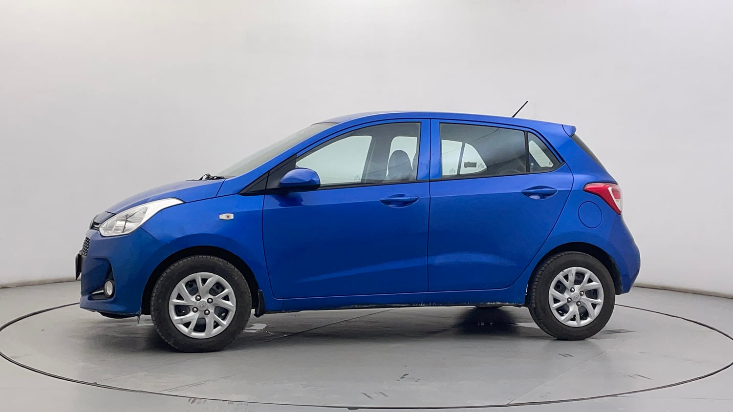 Used 2018 Hyundai Grand i10 Sportz 1.2 Kappa VTVT Petrol Manual exterior LEFT SIDE VIEW
