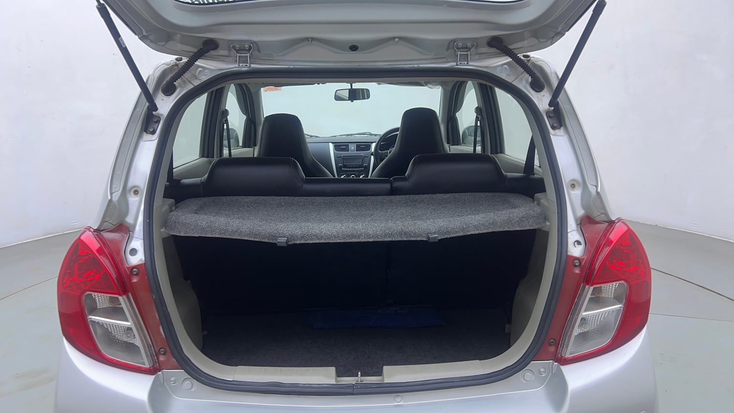 Used 2016 Maruti Suzuki Celerio ZXi AMT Petrol Automatic interior DICKY INSIDE VIEW