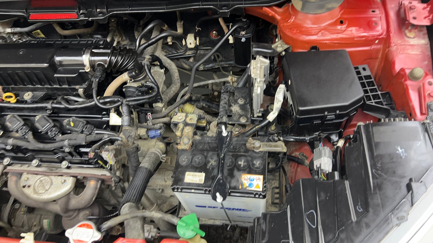 Used 2020 maruti-suzuki Vitara Brezza VXi Petrol Manual engine ENGINE LEFT SIDE VIEW