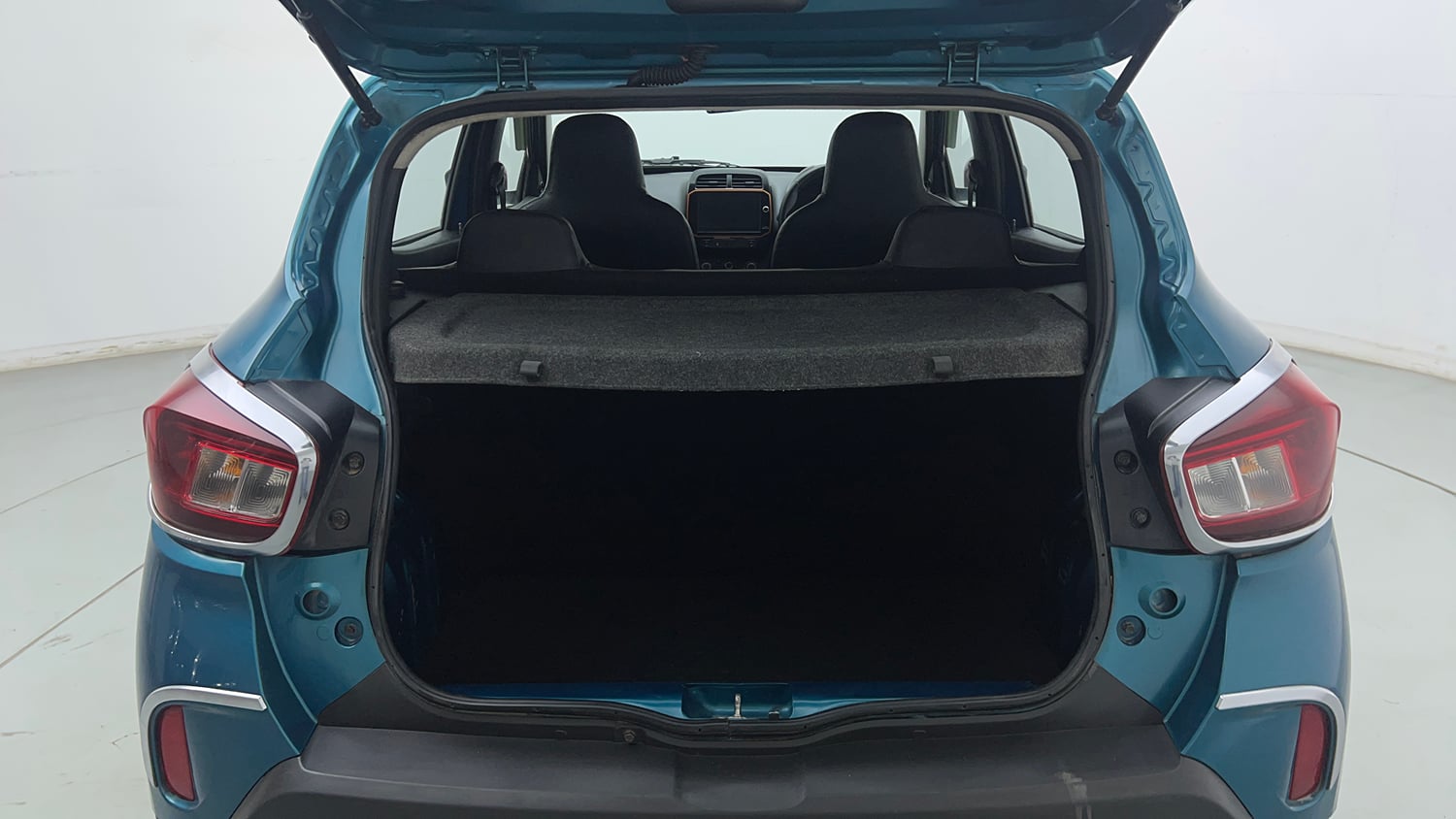 Used 2021 Renault Kwid CLIMBER 1.0 AMT Opt Petrol Automatic interior DICKY INSIDE VIEW