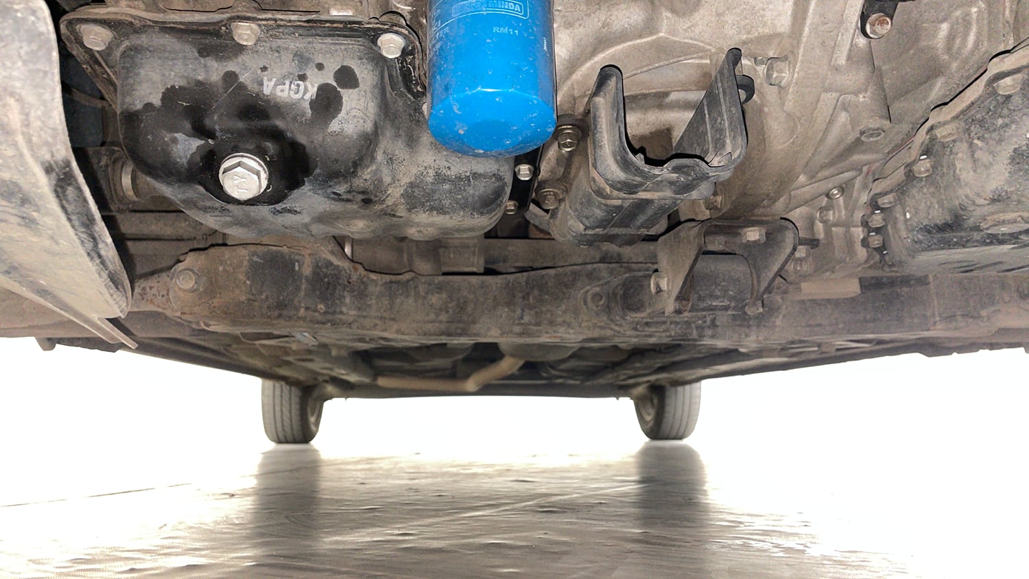 Used 2015 Hyundai Grand i10 Asta AT 1.2 Kappa VTVT Petrol Automatic extra FRONT LEFT UNDERBODY VIEW