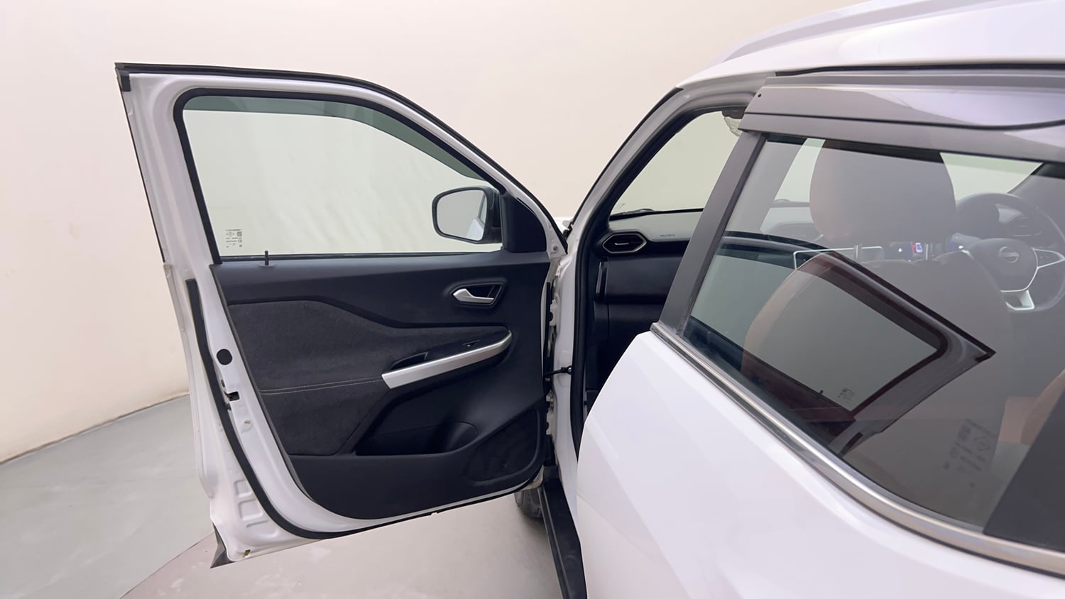Used 2022 Nissan Magnite XV Premium Turbo Petrol Manual interior LEFT FRONT DOOR OPEN VIEW