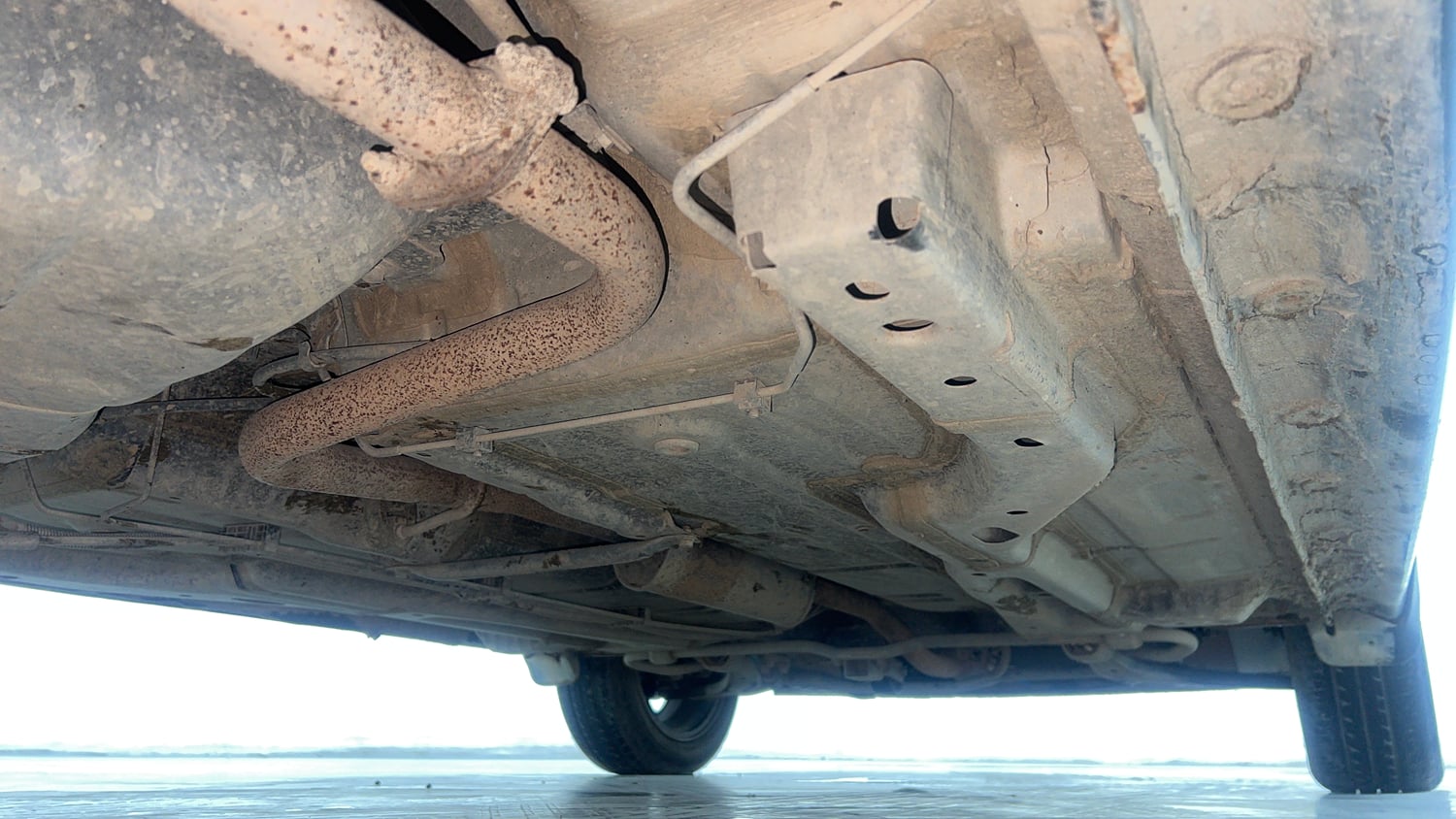 Used 2023 Tata Tiago XZA Plus Petrol Automatic extra REAR RIGHT UNDERBODY VIEW