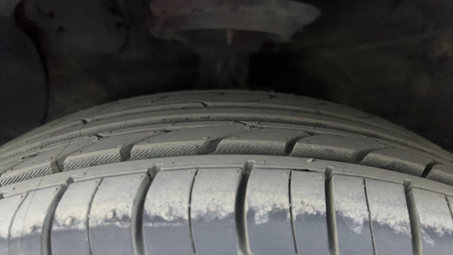 Used 2017 Hyundai Grand i10 Magna AT 1.2 Kappa VTVT Petrol Automatic tyres LEFT FRONT TYRE TREAD VIEW