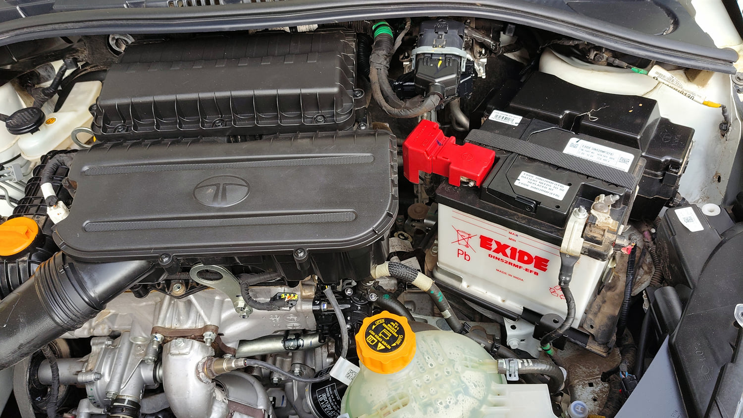 Used 2025 Tata Tiago XT Petrol Manual engine ENGINE LEFT SIDE VIEW
