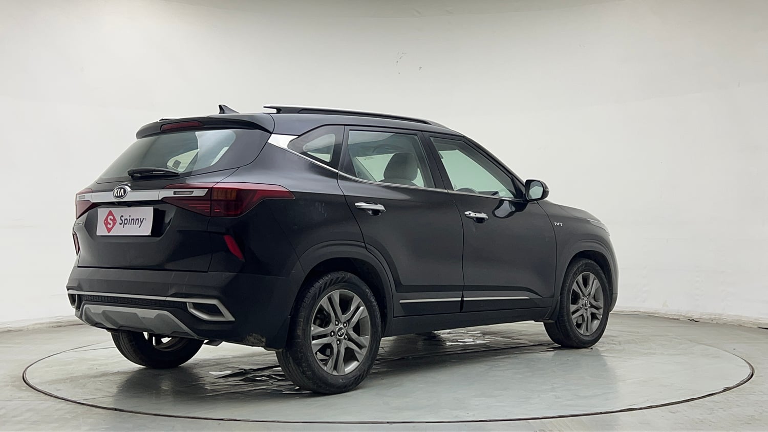 Used 2021 kia Seltos HTX IVT 1.5 Petrol Automatic exterior RIGHT REAR CORNER VIEW