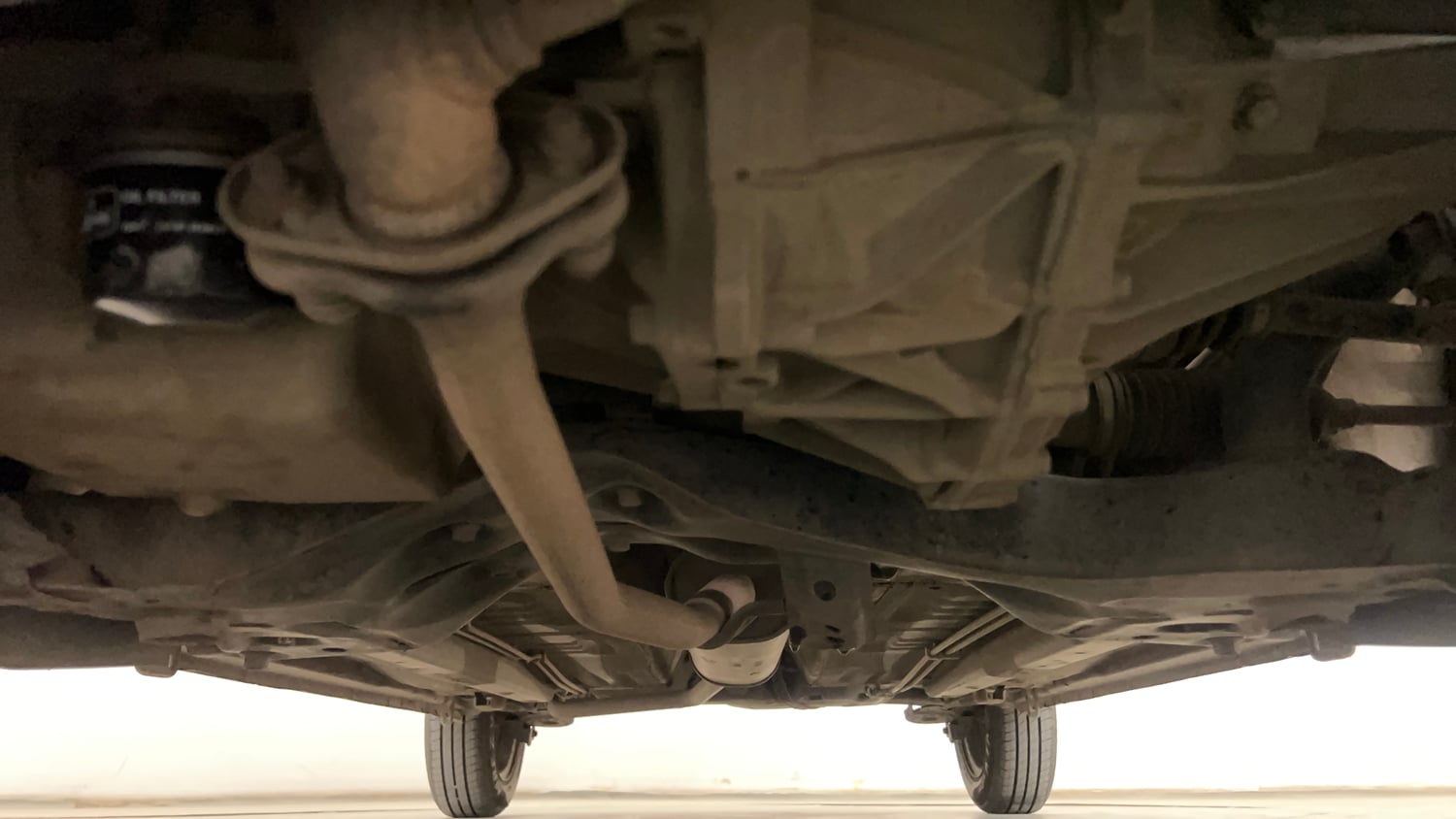 Used 2016 Maruti Suzuki Celerio VXi AMT Petrol Automatic extra FRONT LEFT UNDERBODY VIEW