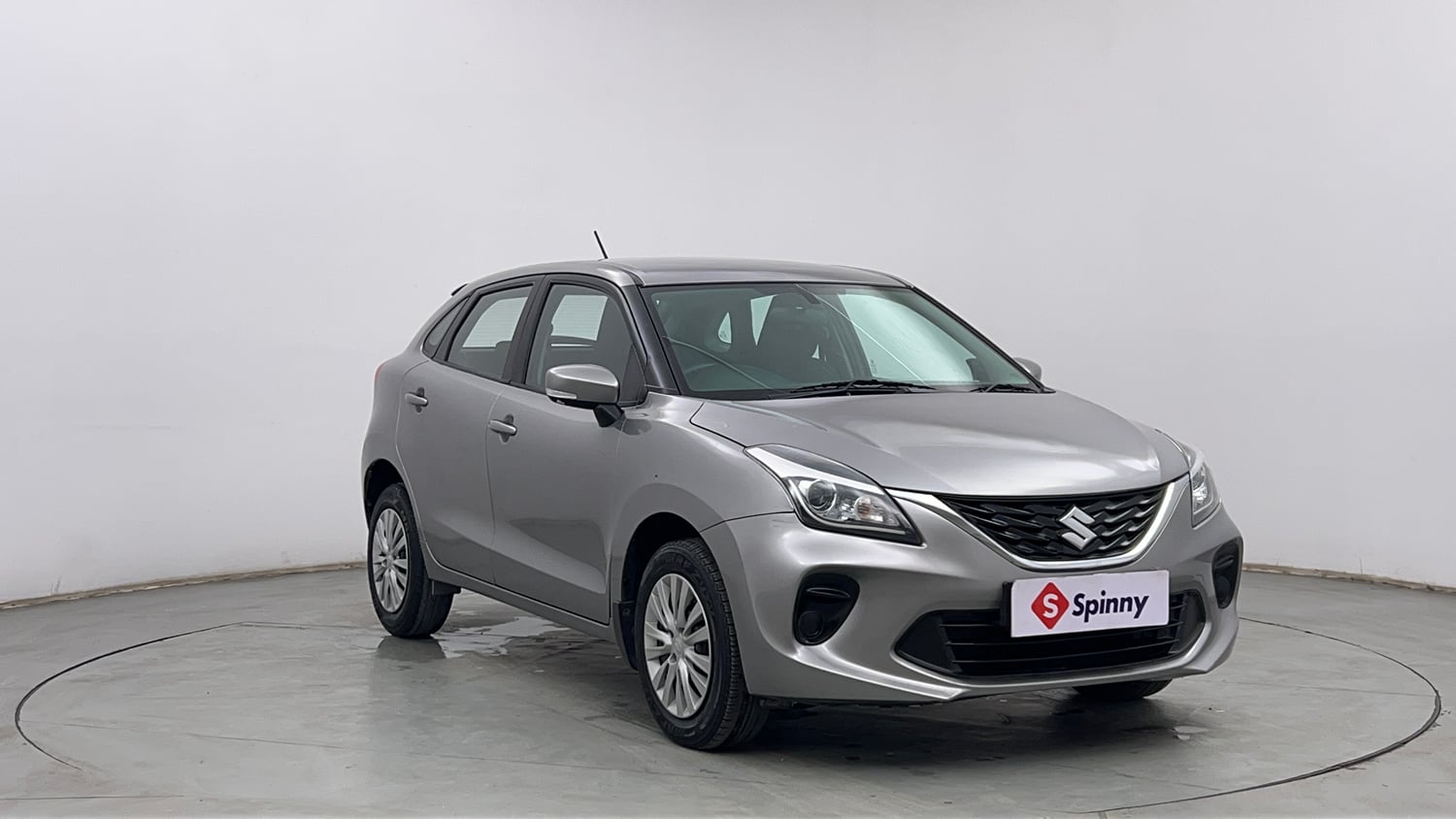 Used 2019 null Petrol Automatic exterior RIGHT FRONT CORNER VIEW