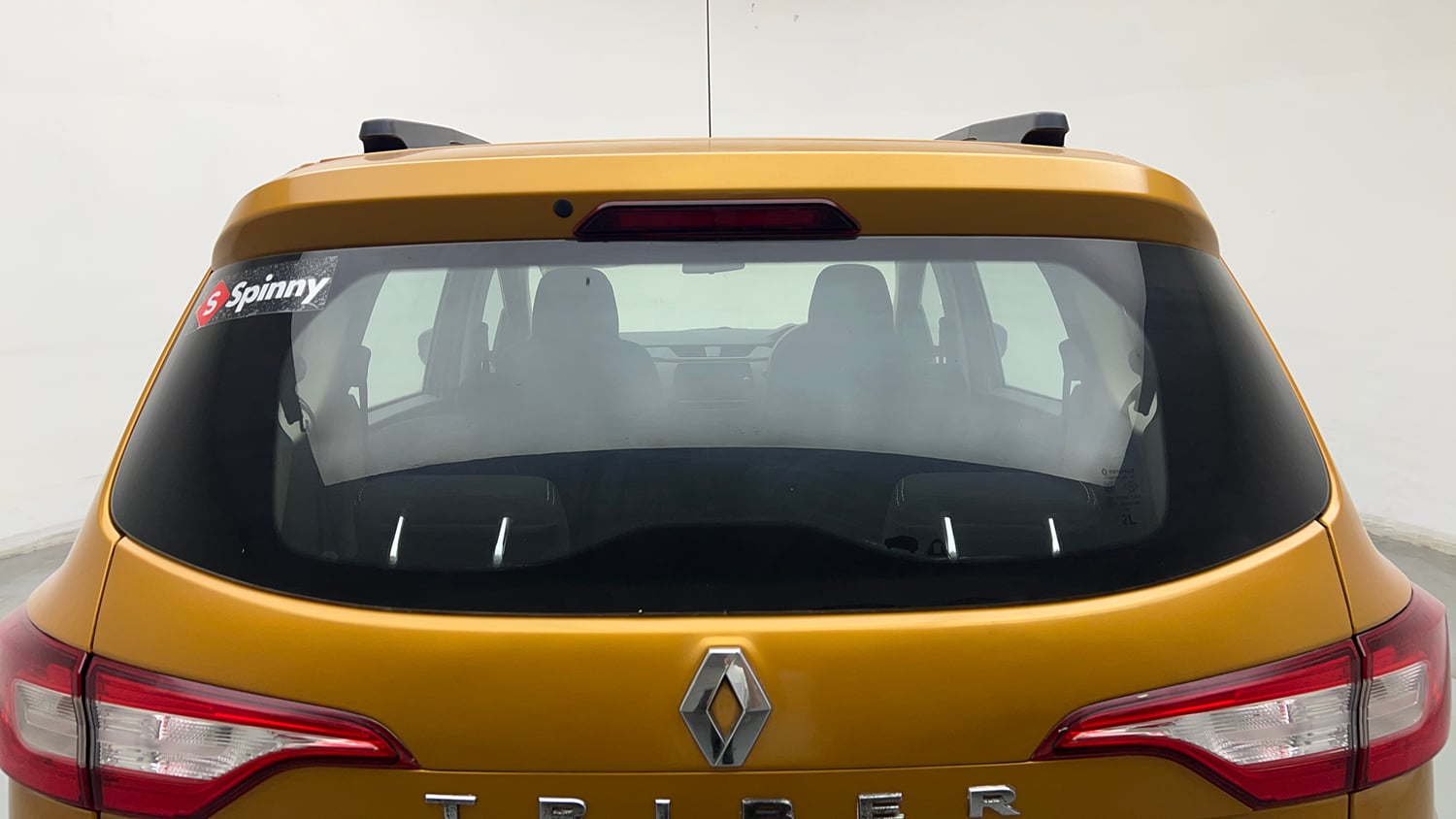 Used 2022 Renault Triber RXT Petrol Manual exterior BACK WINDSHIELD VIEW