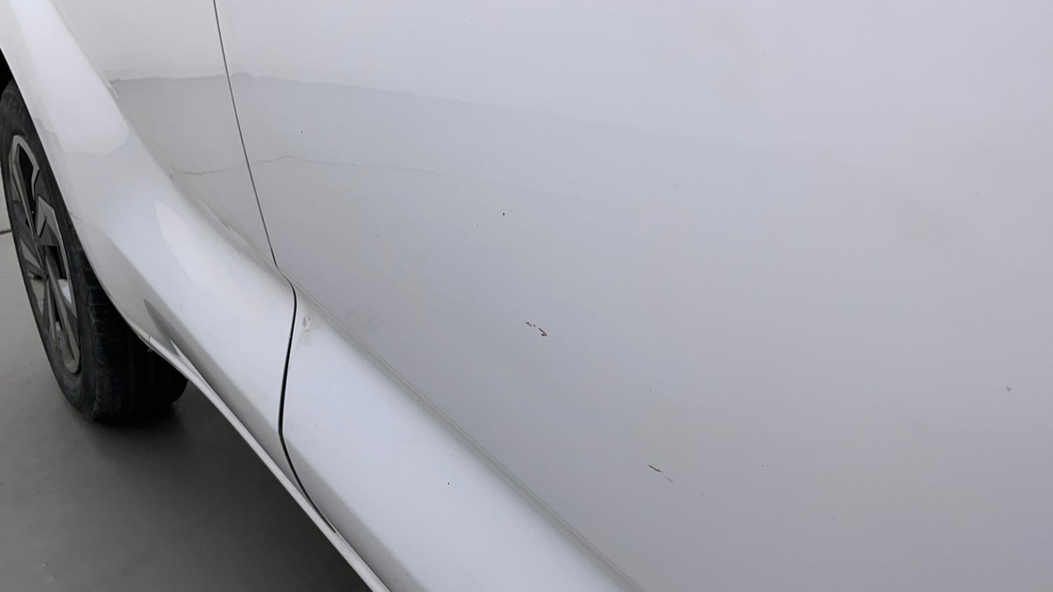 Used 2022 Datsun Redi-GO T(O) 1.0 Petrol Manual dents MINOR SCRATCH