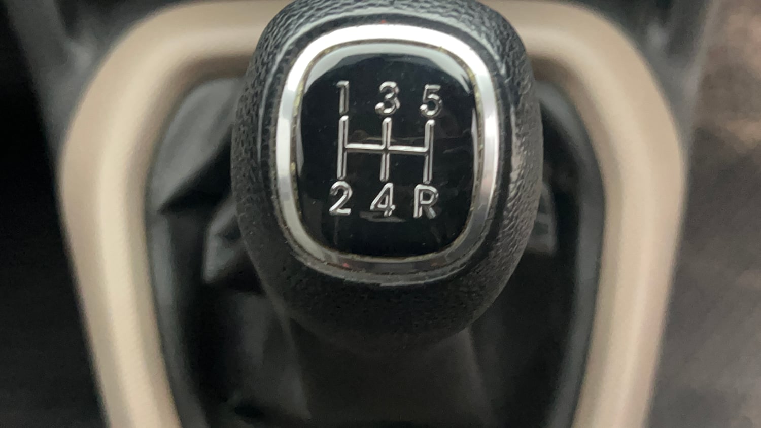 Used 2014 Hyundai Grand i10 Asta 1.2 Kappa VTVT (O) Petrol Manual interior GEAR  KNOB VIEW