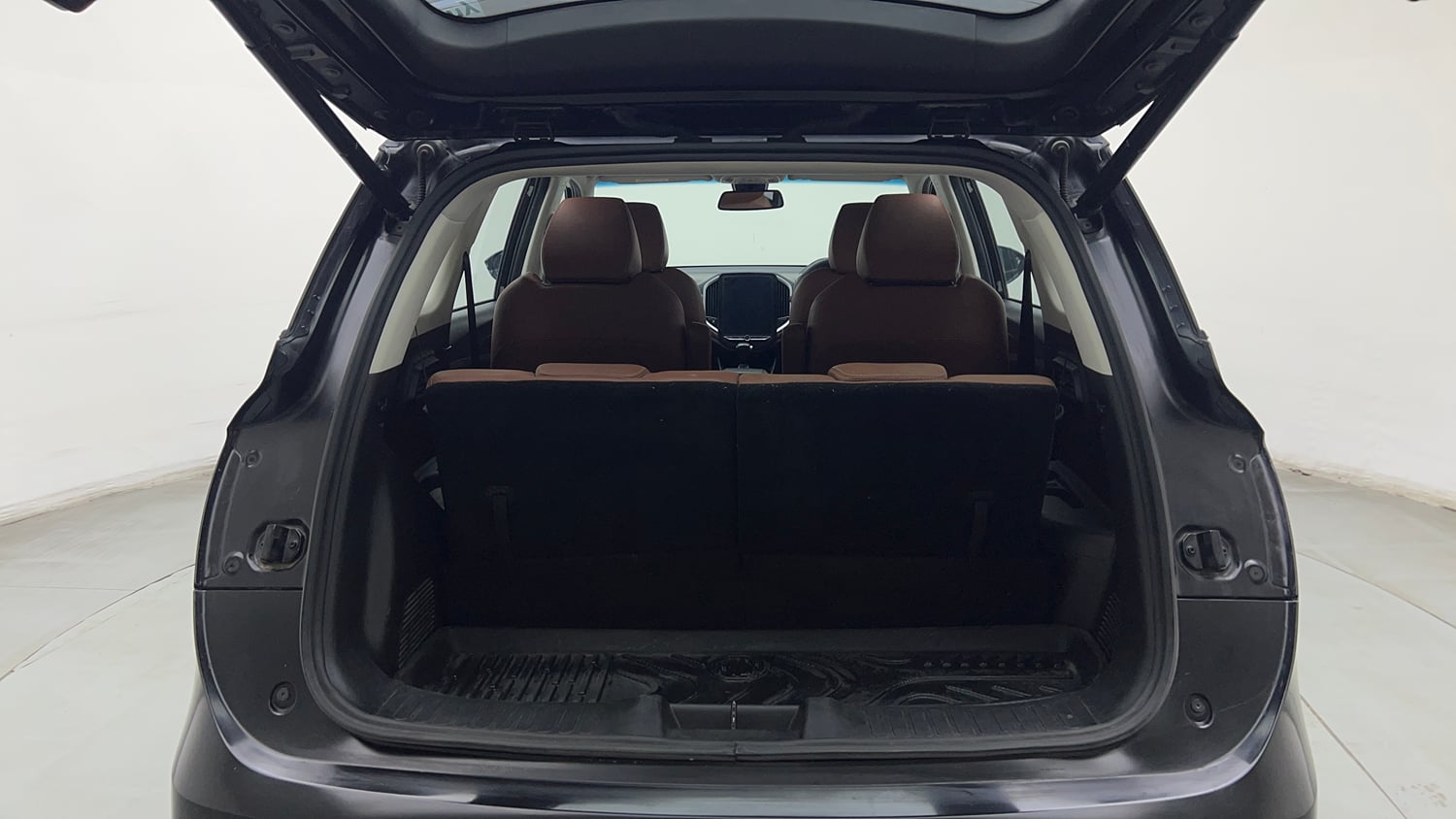 Used 2020 MG Motors Hector Plus Sharp 1.5 DCT Petrol Petrol Automatic interior DICKY INSIDE VIEW