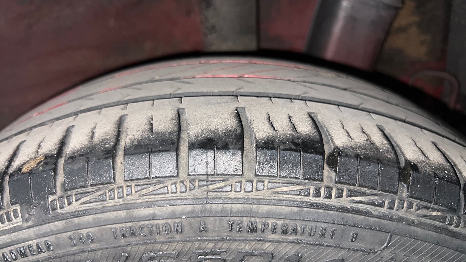 Used 2014 Hyundai Xcent SX 1.2 (O) Petrol Manual tyres LEFT REAR TYRE TREAD VIEW