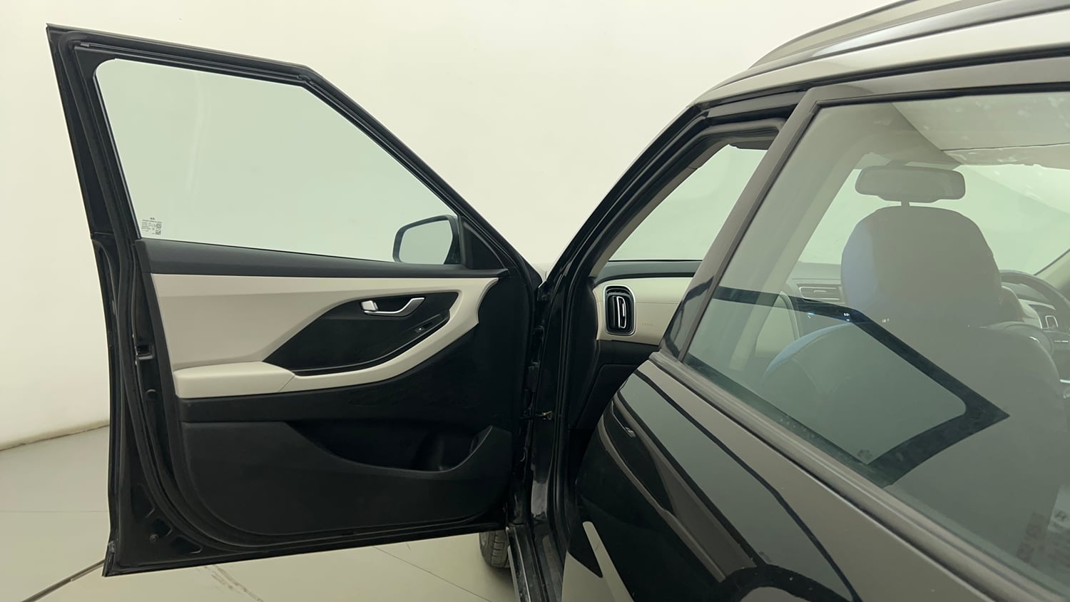Used 2023 Hyundai Creta SX 1.5 Petrol Petrol Manual interior LEFT FRONT DOOR OPEN VIEW