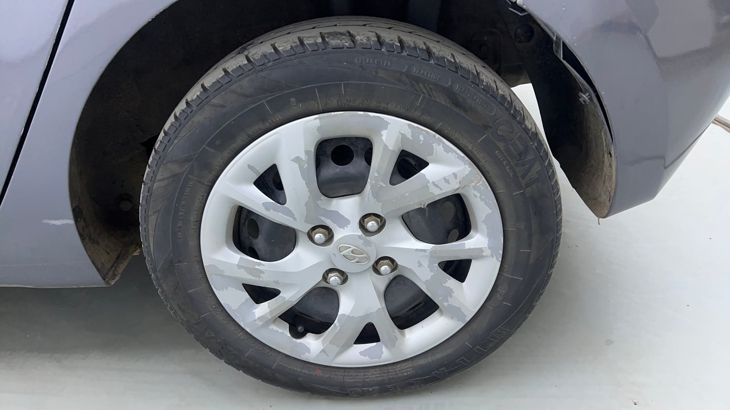 Used 2017 Hyundai Grand i10 Magna 1.2 Kappa VTVT Petrol Manual tyres LEFT REAR TYRE RIM VIEW
