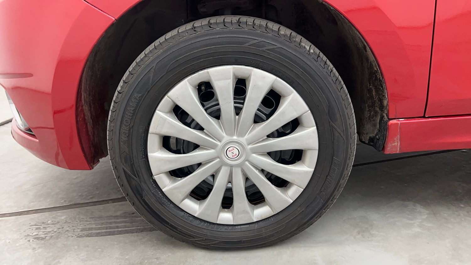 Used 2017 Tata Tiago Revotron XZ w/o Alloy Petrol Manual tyres LEFT FRONT TYRE RIM VIEW