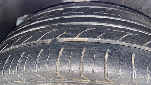 Used 2016 Maruti Suzuki Baleno Zeta 1.2 Petrol Manual tyres RIGHT REAR TYRE TREAD VIEW