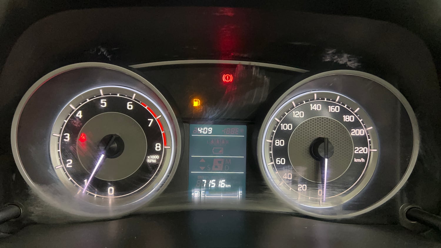 Used 2018 Maruti Suzuki Dzire VXi Petrol Manual interior CLUSTERMETER VIEW